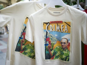 Putin T-Shirts flying off the shelves at Moscow megastore