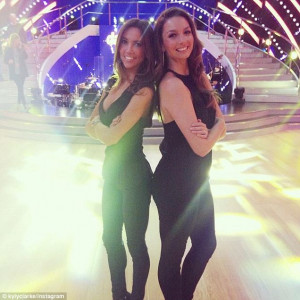 Ready to hit the dance floor! Ricki-Lee Coulter throws spray-tan party ...