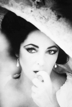 Elizabeth Taylor photographed by Firooz Zahedi, 1976.: Hats, Elizabeth ...