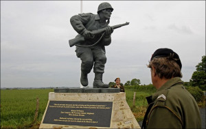 Statue unveiled in memory of D-Day's valiant officers Associated ...