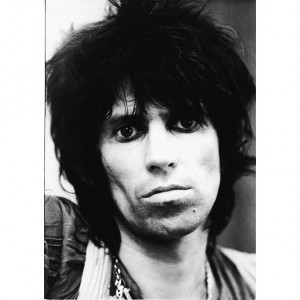 May 19, 1976: Portrait of Keith Richards looking ghostly while wearing ...