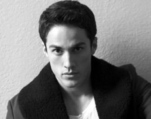 Michael Trevino Interview: Favorite Vampire Diaries Episode, Fan ...