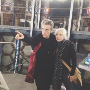 How cute are Peter Capaldi and Katy manning? #petercapaldi # ...