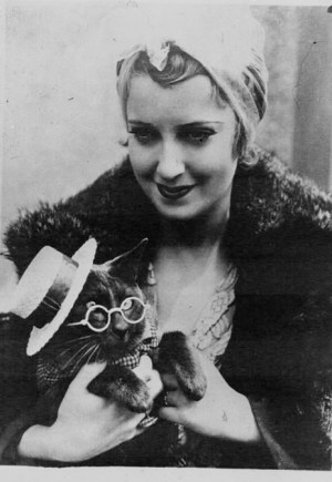 Jeanette MacDonald's Kitty Gives Grumpy Cat A Run For Her Money