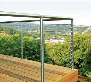 horizontal deck railing