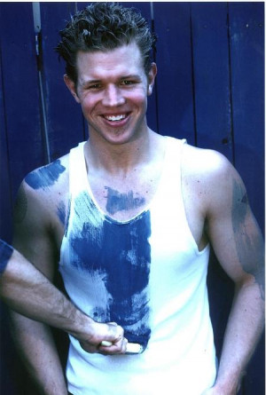 ryan hurst height