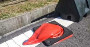 Reliable Signs It’s Damn Hot Outside (27 Pics)