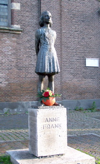 statue of Anne Frank in Utrecht
