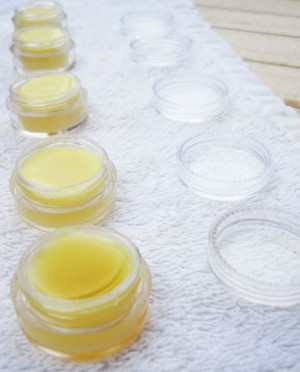 To Make Bees Wax Lip Balm: Imagination Kids, Homemade Lips, Diy'S Lips ...