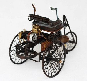 Handmade Antique Model Kit Car-Benz Patent Motorwagen 1886