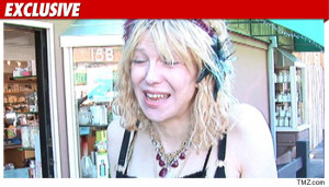 courtney love at wendys