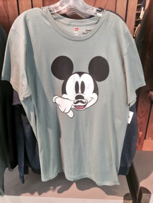 June 2015 Photo Report of the Disney Outlet Store | TouringPlans.com ...