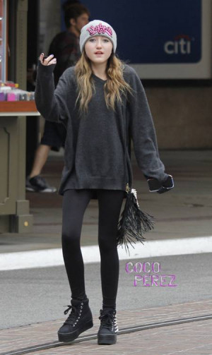 Noah Cyrus Shopping The...