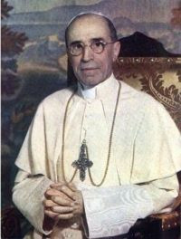 Pope Pius XII and the Holocaust: History and Controversy | The ...