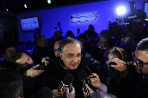 Fiat Chrysler Automobiles (FCA) CEO Sergio Marchionne speaks to ...