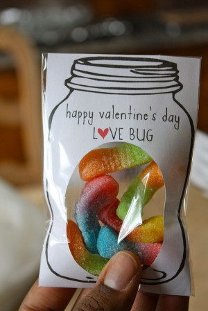 Cute mason jar Valentines idea