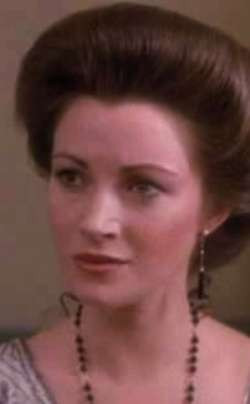 Jane Seymour as Elise McKenna