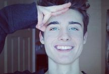Christian Collins Weeklychris En Twitter We Heart It Picture