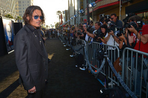 Johnny Depp Covers 'Entertainment Weekly' For 'Dark Shadows' (PHOTO)