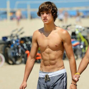 Cameron Dallas. Why is summer ending? Why aren't you mine? Magcon Boys ...