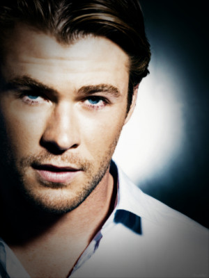 GORGEOUS-Chris-Hemsworth-chris-hemsworth-32263249-500-667.jpg