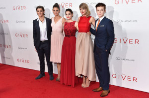 Check out the cast of 'The Giver' at the New York premiere.