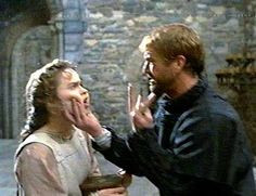 ... Bonham Carter as Ophelia and Mel Gibson as Hamlet in 