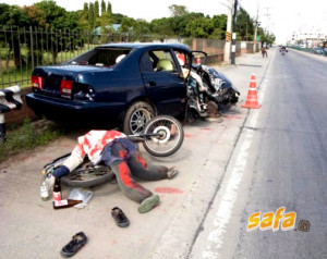 Funny bike accident image, sports bike crash picture, bike accident ...