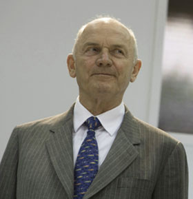 Ferdinand Piëch affida l’impero Porsche alla moglie