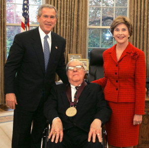 Former President George W. Bush, Ray Bradbury (sitting) and Laura Bush ...