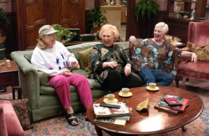 Still of Shirley Knight, Doris Roberts and Shirley Jones in Grandma's ...