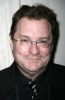 ... stephen root was born at 1951 11 17 and also stephen root is american