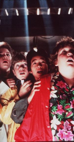 MV5BODA3NjkxMjEyNF5BMl5BanBnXkFtZTcwMjc3NzMyNw@@._V1_SY1200_CR578,0 ...