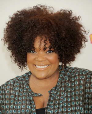 Yvette Nicole Brown Pictures