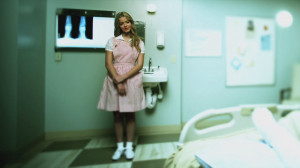 ... Hanna and Alison in Hanna's hospital room in 