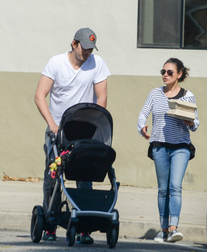 Mila Kunis, Ashton Kutcher & Baby Wyatt Take Family Stroll For Lunch ...