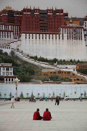 Potala Square, Lhasa, TibetPhotos, Wanderlust Tibet, Photograph Tibet ...