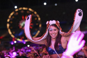 Thread: Sexy babes from Electric Daisy Carnival 2012