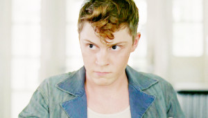... Evan Peters mine AHS Jimmy Darling ahs: fs his hair looks so bouncy