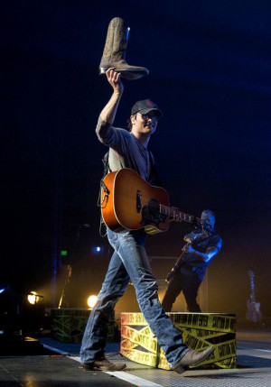 Eric Church in Boise Idaho | I was at this concert :) Saw the whole ...