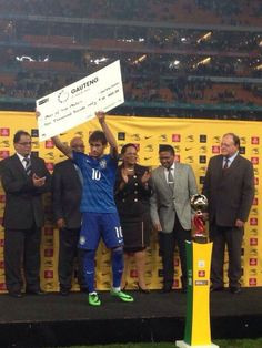 Brazil Friendly | Neymar receives the man of the match award after his ...
