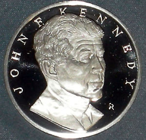 ... -SIZE-JOHN-FITZGERALD-KENNEDY-PROOF-SILVER-MEDAL-with-QUOTE-SIGNATURE