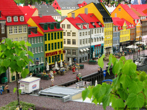 also grabbed the Lego Nyhavn picture - at LegoLand in Billund ...