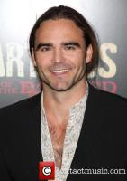 Dustin Clare's Profile