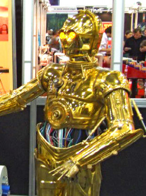 3PO lookalike