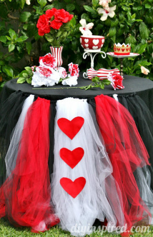 giant playing cards decoration queen of hearts alice in wonderland