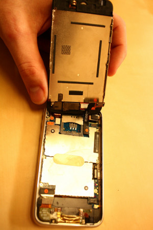 Easy Ways To Repair Your Iphone Yourself