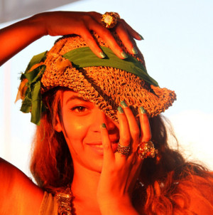 beyonce tumblr photos in this photo beyonce knowles beyonce shares ...