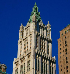 Cass Gilbert 39 s 1913 Woolworth Building in Lower Manhattan New York