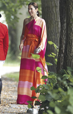 crown-princess-mary-of-denmark-and-hugo-boss-gallery.jpg